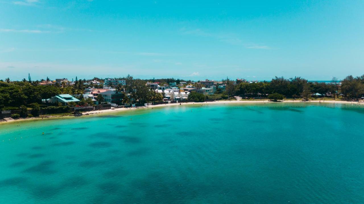 Villa Bella Charming Beachfront Guesthouse Blue Bay Extérieur photo